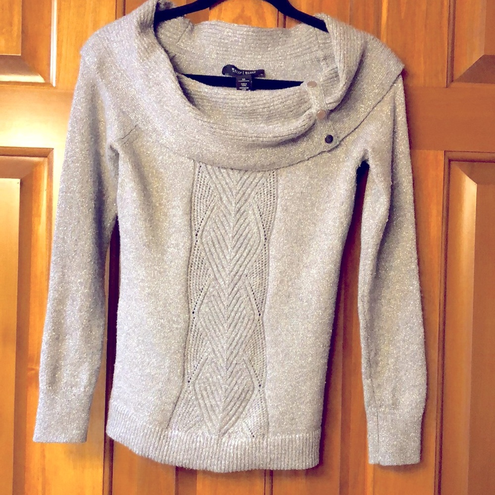 Perfect sparkling silver sweater for parties, New Year’s Eve. Good condition.